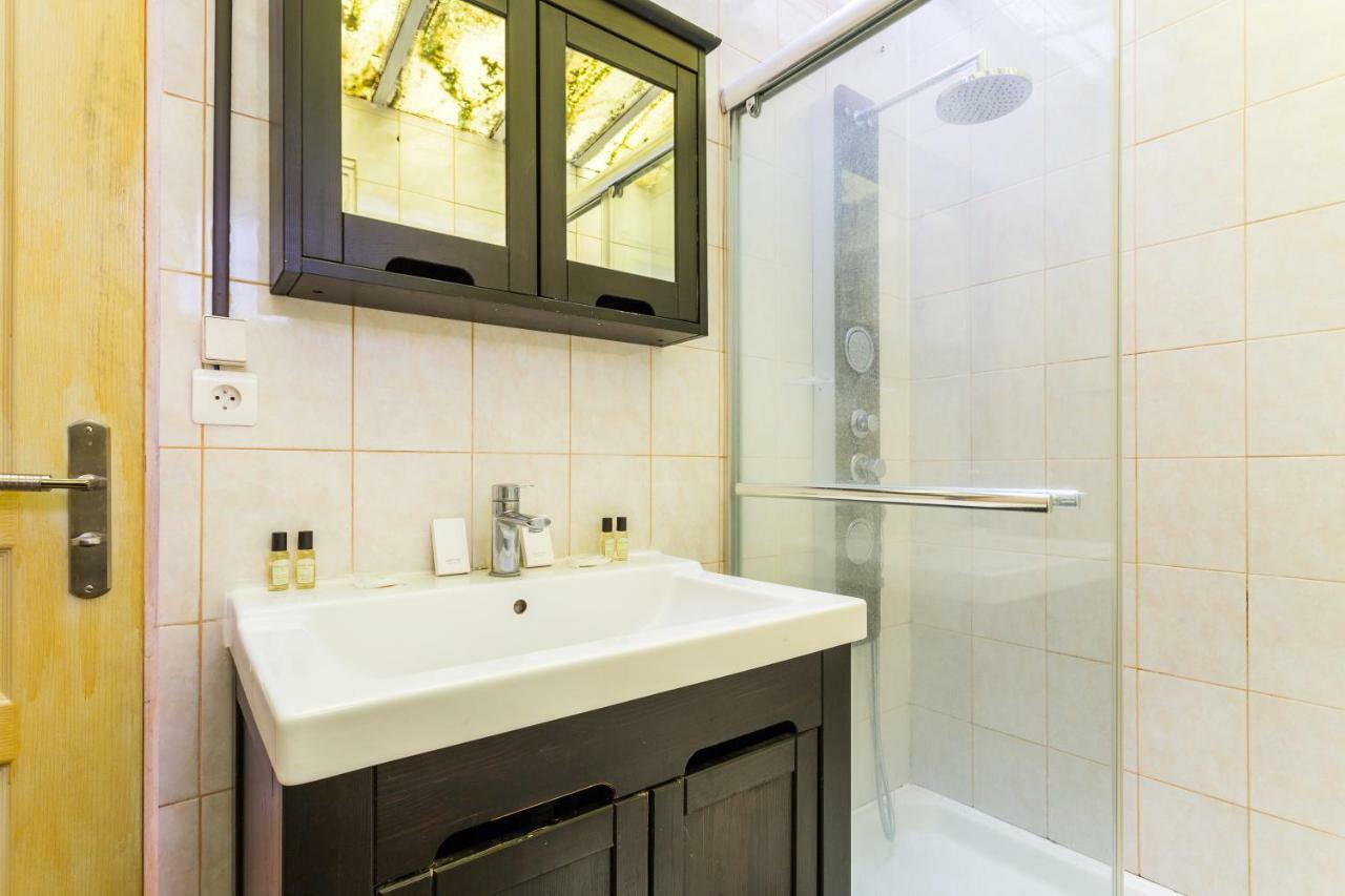 Apartment Cmg Voltaire